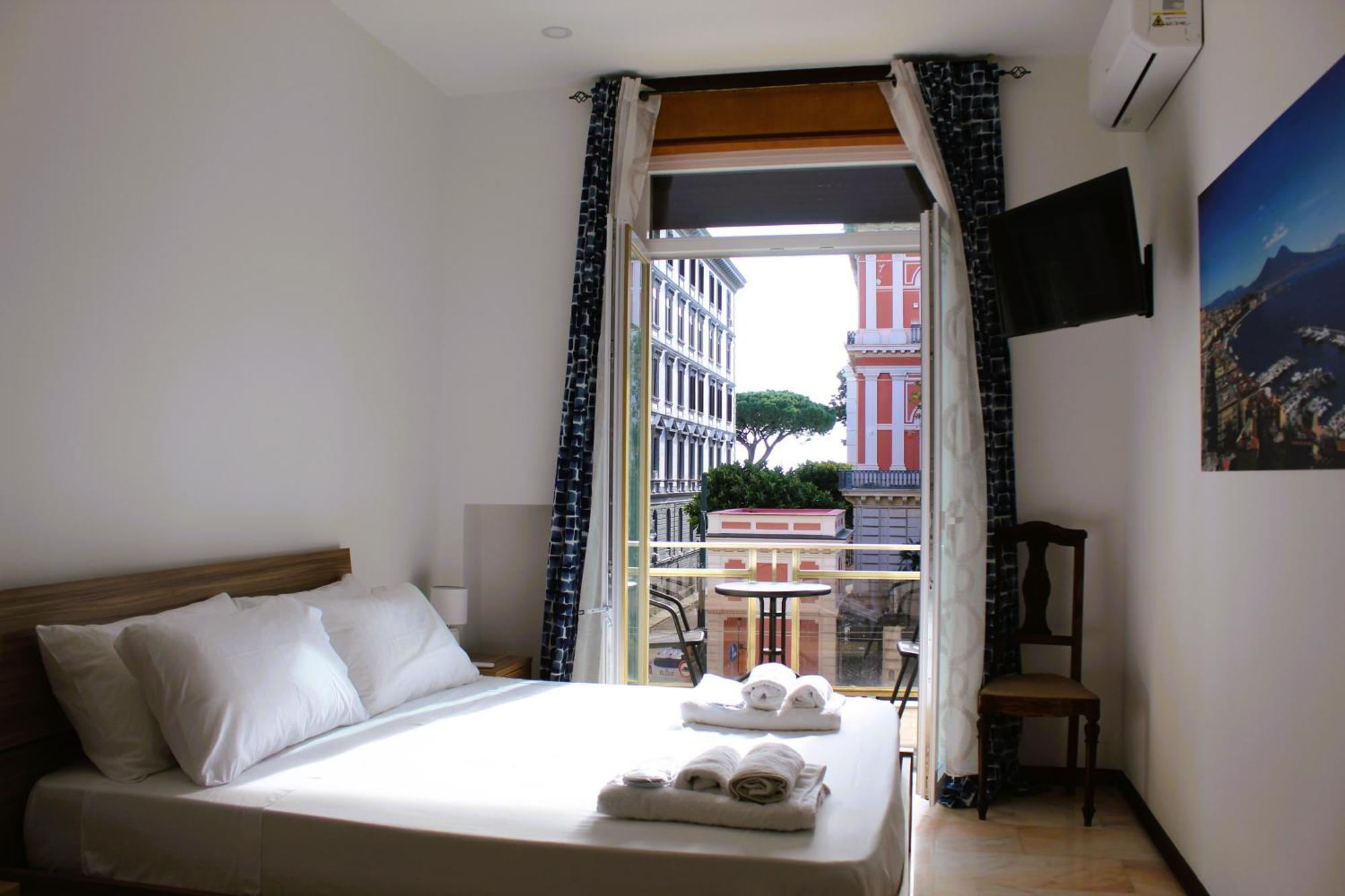Punto Felice Riviera - Centro Citta Lungomare Caracciolo Hotel Napoli Bagian luar foto