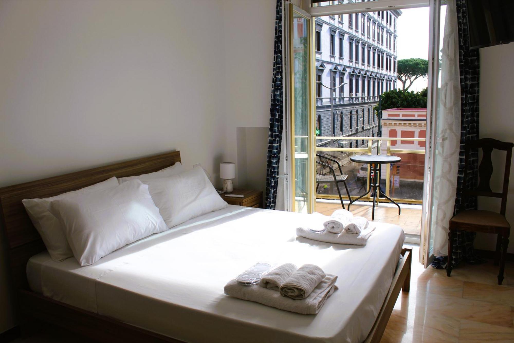 Punto Felice Riviera - Centro Citta Lungomare Caracciolo Hotel Napoli Bagian luar foto